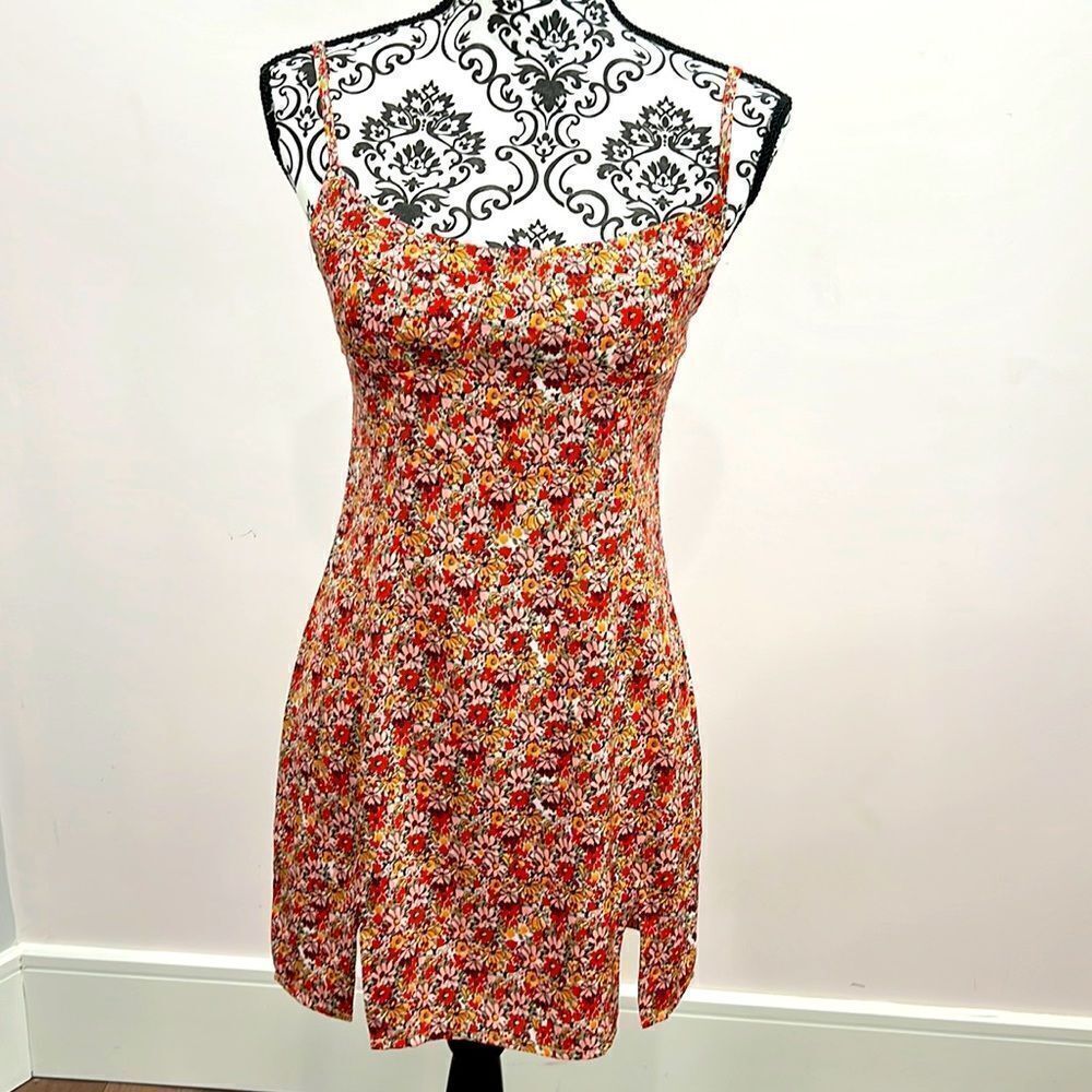 SKY TO MOON Floral Mini Dress Size Medium